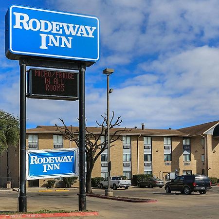 Rodeway Inn Austin Bagian luar foto